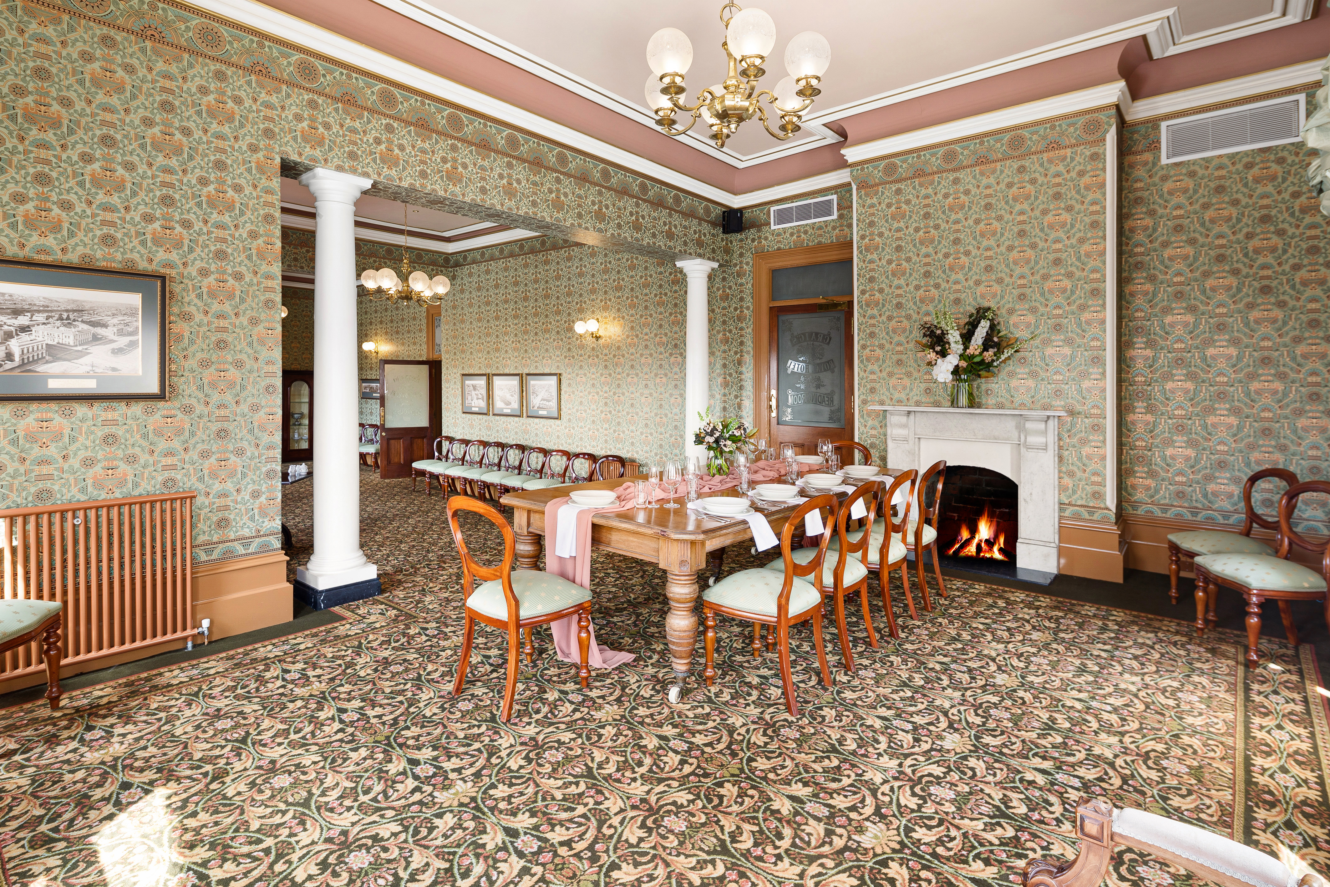 Craig's Royal Hotel